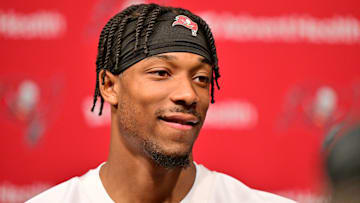 Tampa Bay Buccaneers, Tez Johnson