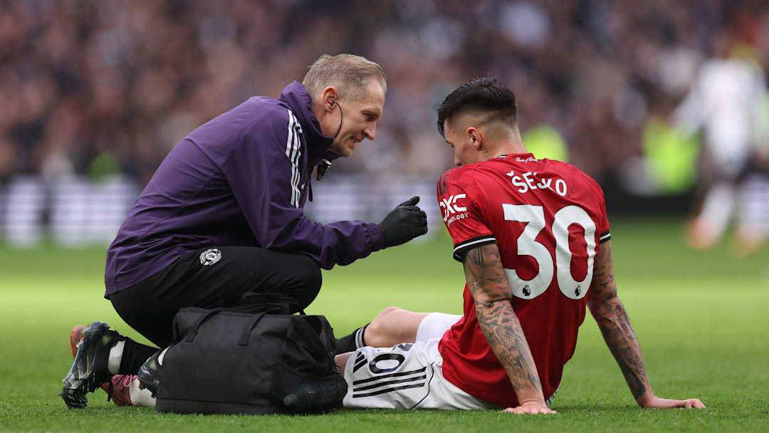 Tottenham Hotspur v Manchester United - Premier League