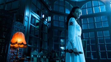 Nathalie Emmanuel in Screen Gems THE INVITATION. Photo Credit: Marcell Piti. ©2021 CTMG. All Rights Reserved.