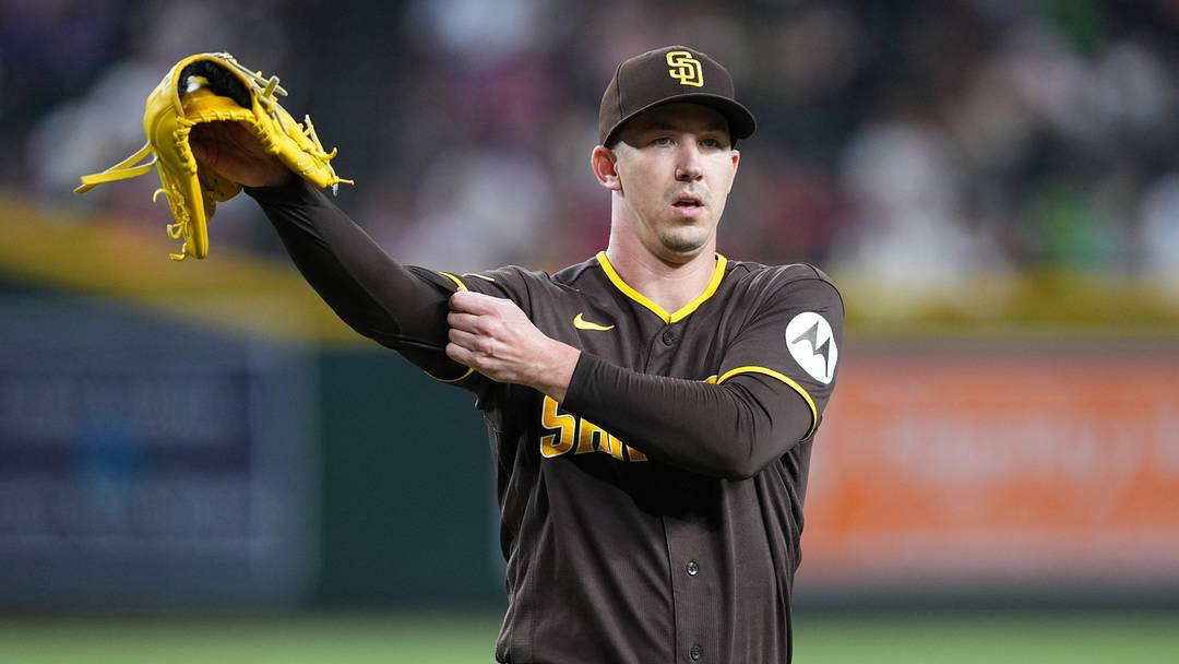 Aug 6, 2026; Phoenix, Arizona, USA; San Diego Padres pitcher Walker Buehler (10) walks to the dugout after the second inning against the Arizona Diamondbacks at Chase Field. Mandatory Credit: Joe Camporeale-Imagn Images Aug 6, 2026; Phoenix, Arizona, USA; San Diego Padres pitcher Walker Buehler (10) walks to the dugout after the second inning against the Arizona Diamondbacks at Chase Field. Mandatory Credit: Joe Camporeale-Imagn Images