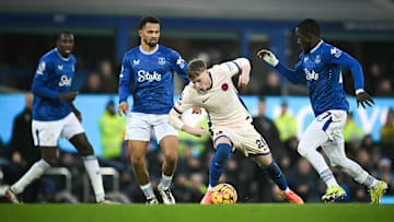 It was an arm wrestle of a game between Everton and Chelsea