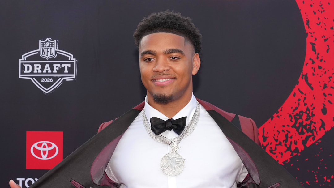 Auburn Tigers defensive end Keldric Faulk poses on the red carpet