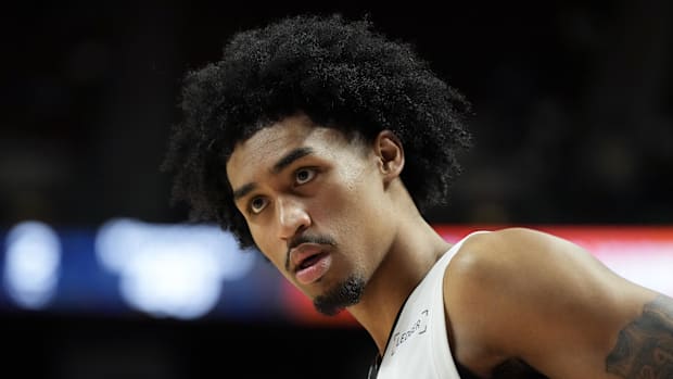 The San Antonio Spurs goalkeeper Dylan Harper (2) is looking in the third quarter of their match against the Dallas Mavericks in Thomas &