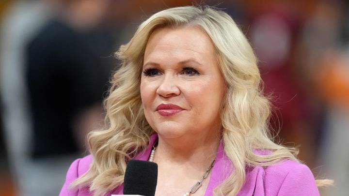 Apr 4, 2026; Phoenix, AZ, USA; ESPN reporter Holly Rowe during practice for the 2026 NCAA Women's Final Four at Mortgage Matchup Center. Mandatory Credit: Kirby Lee-Imagn Images