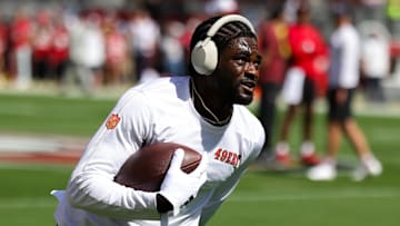 San Francisco 49ers wide receiver Brandon Aiyuk warms up before the game against the New England Patriots.