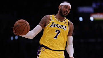 Anthony tuvo otra brillante actuación con los Lakers en su victoria ante los Hornets