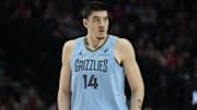 Memphis Grizzlies center Zach Edey (14)