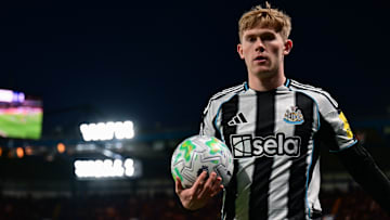 Lewis Hall ist längst auf dem Radar großer Topklubs Lewis Hall ist längst auf dem Radar großer Topklubs