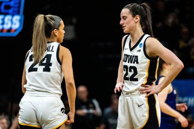 Caitlin Clark, Gabbie Marshall, Iowa basketball