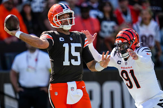 Cincinnati Bengals star Trey Hendrickson pressures then-Cleveland Browns quarterback Joe Flacco in Week 1.
