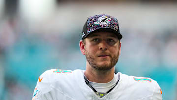 Los Angeles Chargers v Miami Dolphins - NFL 2025