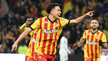 Neil El Aynaoui débute dans ce match.