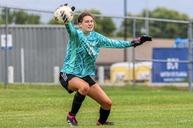 Avon vs. Danville in Indiana Varsity high school soccer contest (08/23/2025)