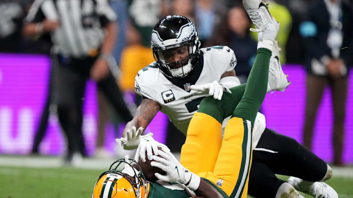 Sep 6, 2024; Sao Paulo, BRA; Green Bay Packers wide receiver Romeo Doubs (87) makes a catch against Philadelphia Eagles cornerback Darius Slay Jr. (2) during the first quarter at Neo Quimica Arena. Mandatory Credit: Kirby Lee-Imagn Images