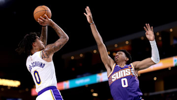 Phoenix Suns v Los Angeles Lakers