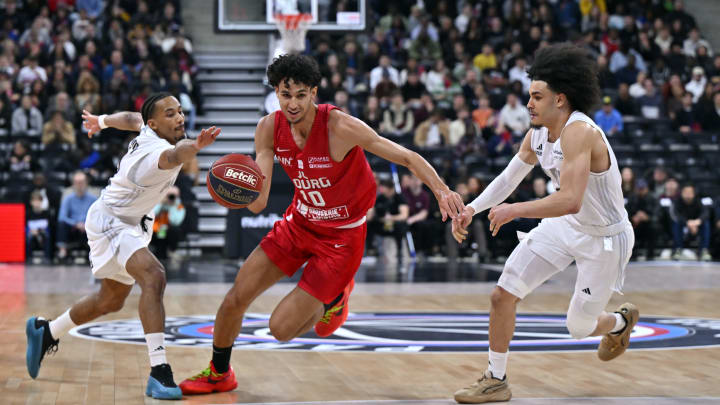 Paris Basket v Bourg en Bresse Basket - Betclic Elite