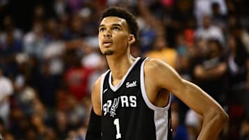 BASKET-NBA-SPURS-TRAILBLAZERS