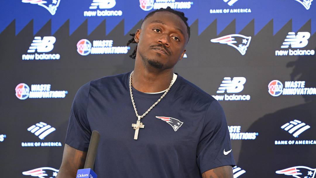 Jun 2, 2026; Foxborough, MA, USA; New England Patriots wide receiver A.J. Brown (1) speaks at a press conference after practice at the team's OTA at Gillette Stadium. Mandatory Credit: Eric Canha-Imagn Images Jun 2, 2026; Foxborough, MA, USA; New England Patriots wide receiver A.J. Brown (1) speaks at a press conference after practice at the team's OTA at Gillette Stadium. Mandatory Credit: Eric Canha-Imagn Images