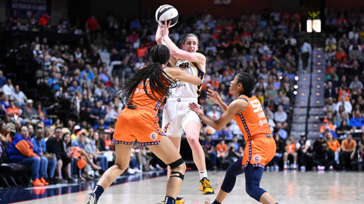 Indiana Fever v Connecticut Sun