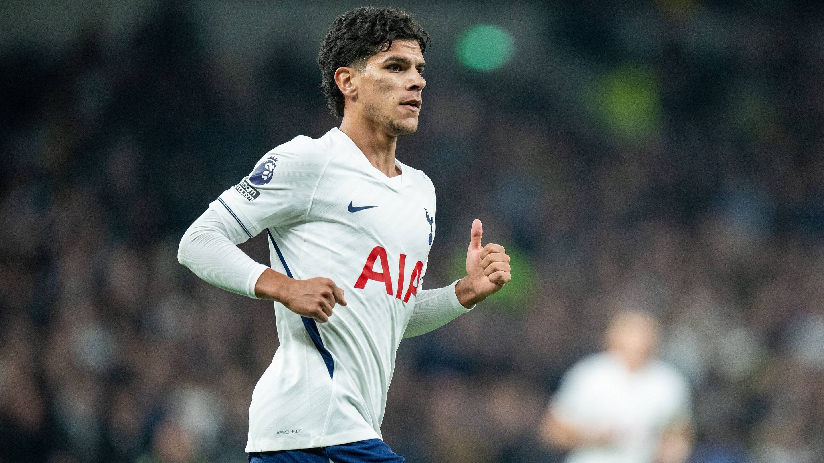 Mateus Fernandes has the chance to make the ultimate statement for Tottenham vs. Crystal Palace