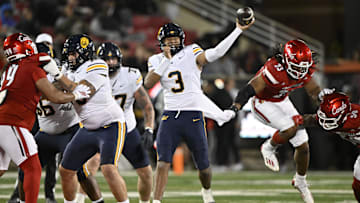 Cal quarterback Jaron-Keawe Sagapolutele 