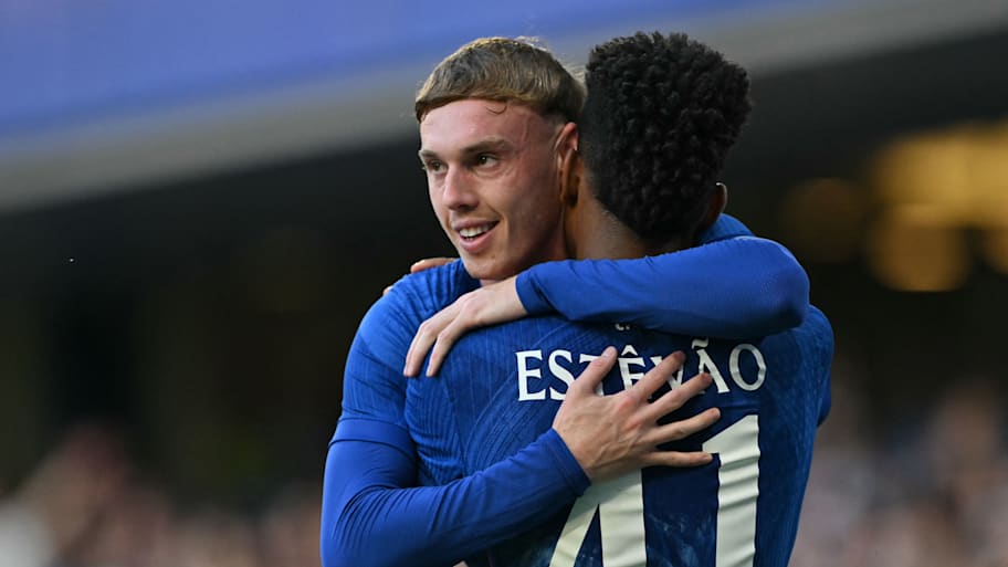 Cole Palmer, Estêvão