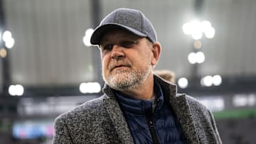 Jörg Schmadkte legt bei Hannover los wie die Feuerwehr
