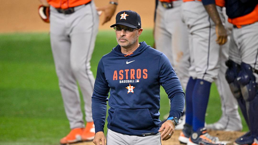 Houston Astros manager Joe Espada Mandatory Credit: Jerome Miron-Imagn Images