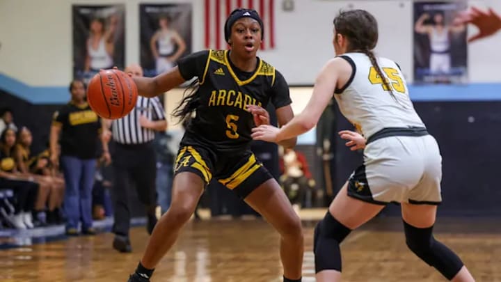Arcadia sophomore forward DeAsia Alexander hopes to lead the Hornets to back-to-back state titles. 