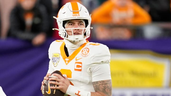 Tennessee quarterback Joey Aguilar (6) looks for an open receiver in the first quarter of the Music City Bowl against Illinois in an NCAA college football game on Dec. 30, 2025, in Nashville, Tennessee.