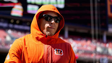 Cincinnati Bengals wide receiver Jermaine Burton (81) takes the field in sweats during warmups before the NFL Week 1 game between the Cleveland Browns and the Cincinnati Bengals at Huntington Bank Field in Cleveland on Sunday, Sept. 7, 2025.