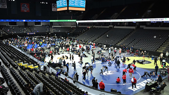 A wide view inside Mechanic's Bank Arena in Bakersfield Thursday morning just before the action is getting going. A wide view inside Mechanic's Bank Arena in Bakersfield Thursday morning just before the action is getting going.