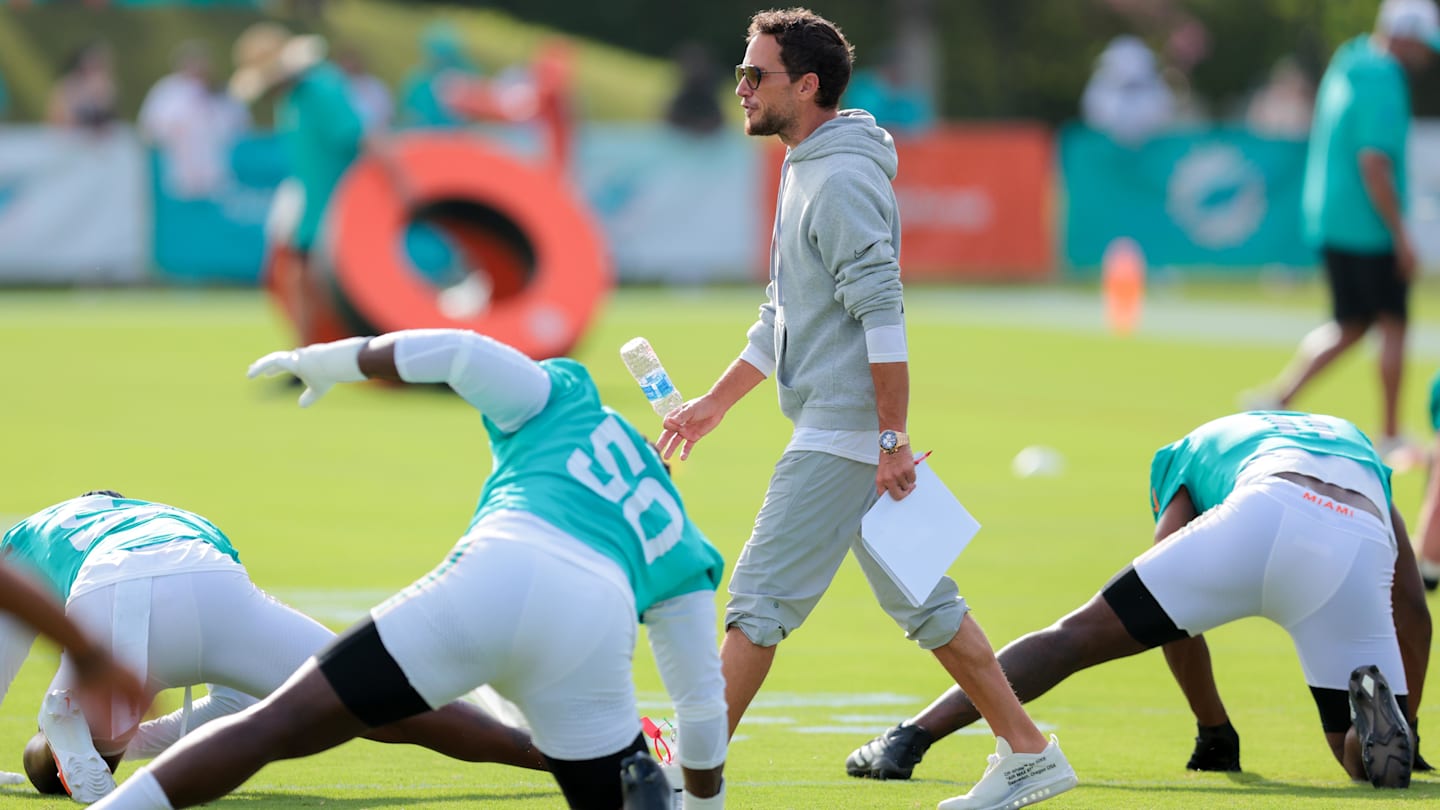 Where Mike McDaniel and his Miami Dolphins Staff Landed in a National Ranking