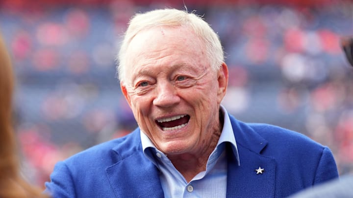 Dallas Cowboys owner Jerry Jones