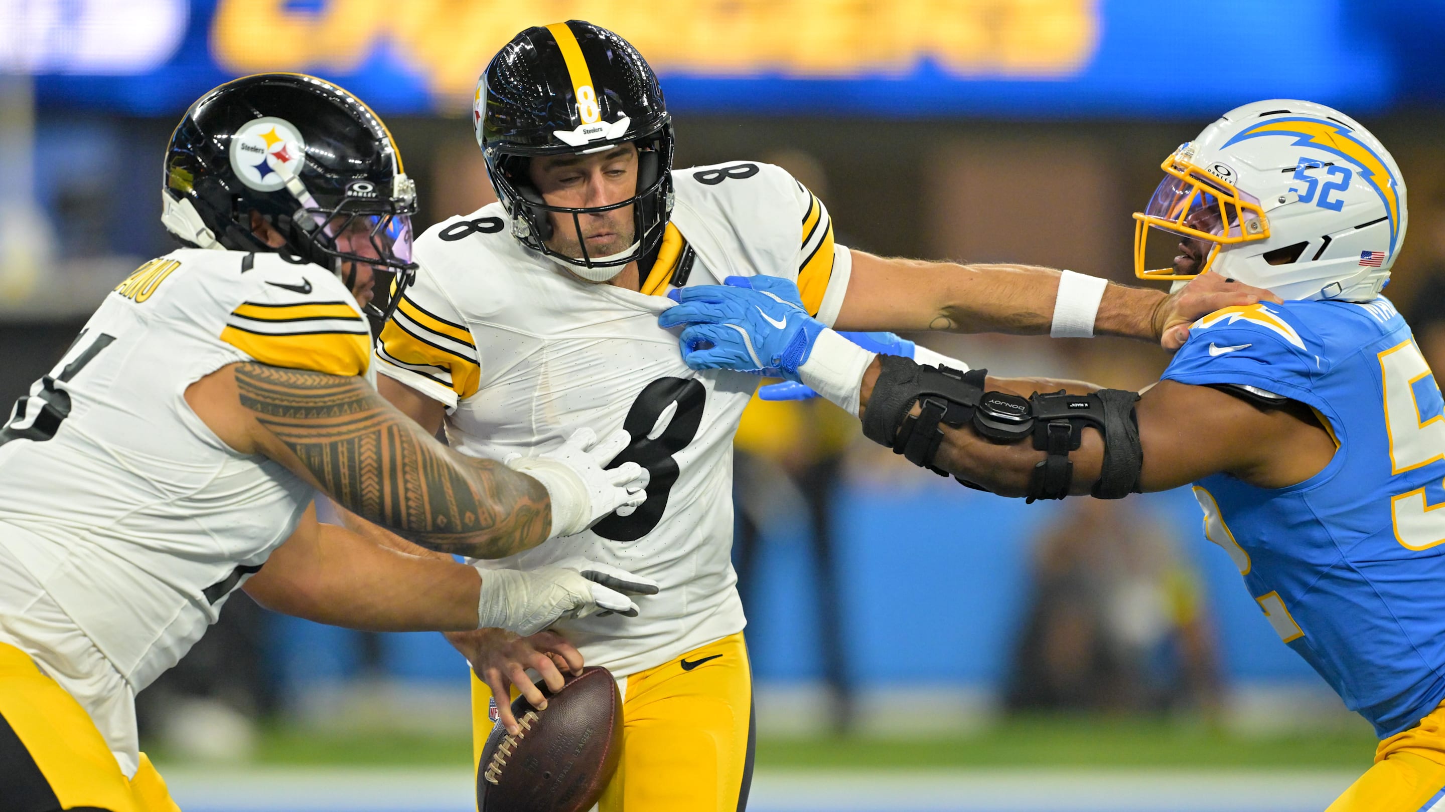 Aaron Rodgers Takes Safety After His Own Lineman Forces Him to Fumble in End Zone