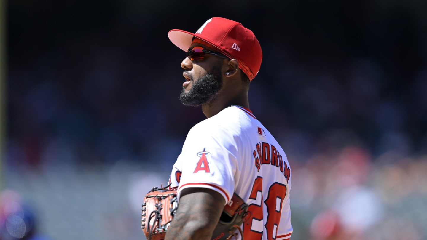 Niko Goodrum still has a future with the Pirates even after DFA