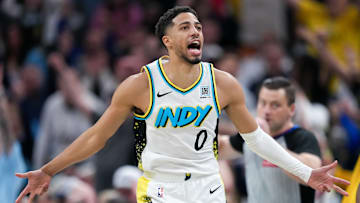 Cleveland Cavaliers v Indiana Pacers