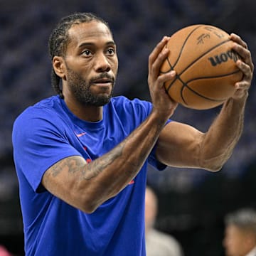 LA Clippers forward Kawhi Leonard (2) warms up before the game between the Dallas Mavericks and the LA Clippers during game three of the first round for the 2024 NBA playoffs at the American Airlines Center. Mandatory Credit: Jerome Miron-Imagn Images