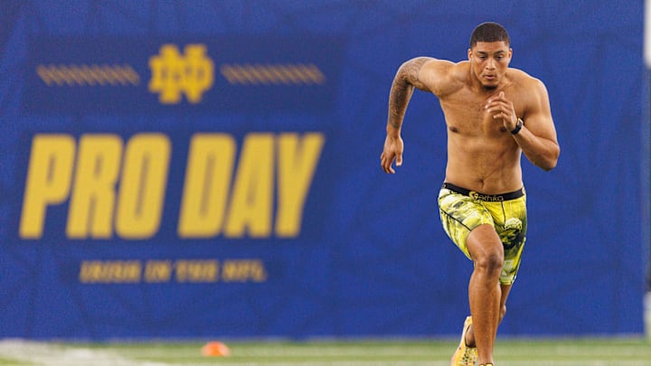 Defensive back Xavier Watts runs the 40-yard dash during Notre Dame football's Pro Day at Irish Athletic Center on Thursday, March 27, 2025, in South Bend. Defensive back Xavier Watts runs the 40-yard dash during Notre Dame football's Pro Day at Irish Athletic Center on Thursday, March 27, 2025, in South Bend.