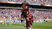 Bruno Henrique decidiu a partida contra o Chelsea