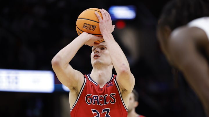 Paulius Murauskas of Saint Mary's