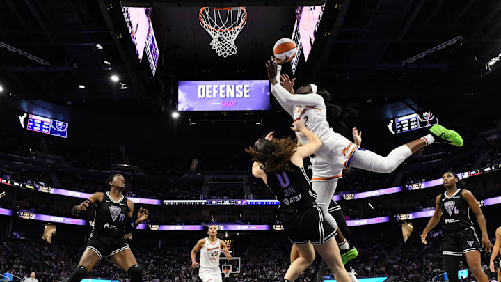 Aug 19, 2025; San Francisco, California, USA; Phoenix Mercury guard Kahleah Copper (2) collides with Golden State Valkyries guard Carla Leite (0) in the fourth quarter at Chase Center. Mandatory Credit: Eakin Howard-Imagn Images