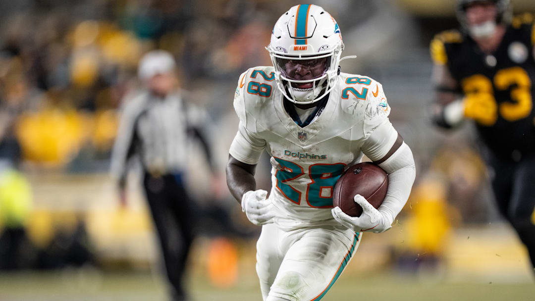 Miami Dolphins v Pittsburgh Steelers - NFL 2025