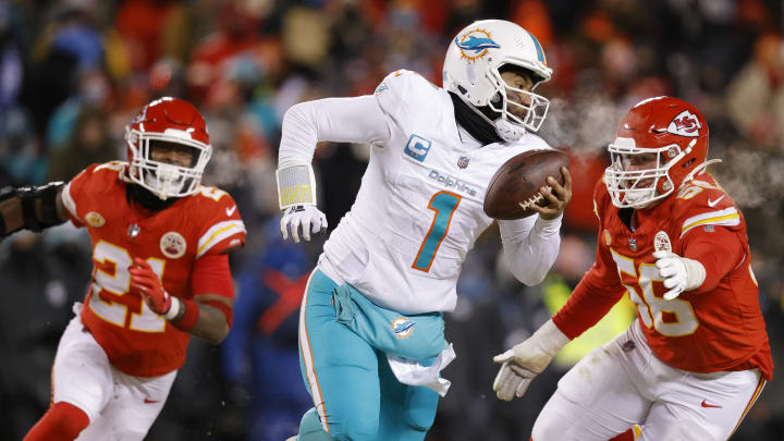 AFC Wild Card Playoffs - Miami Dolphins v Kansas City Chiefs