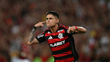 Luiz Araújo é titular do ataque rubro-negro