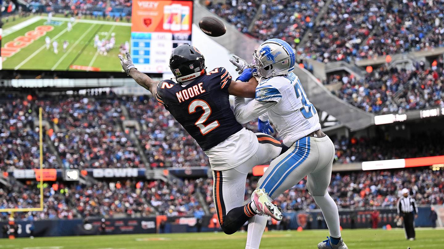 What Big Receiver Contracts Say for Bears Future at Position - Vimarsana News