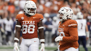 Tia Savea, Barryn Sorrell, Texas football