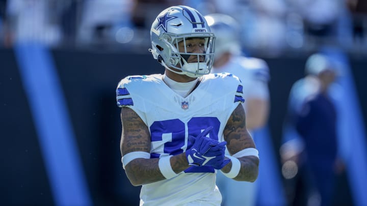 Dallas Cowboys safety Juanyeh Thomas impressed fans before an NFL preseason game.