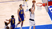 Mavericks superaron a Warriors y evitaron la barrida