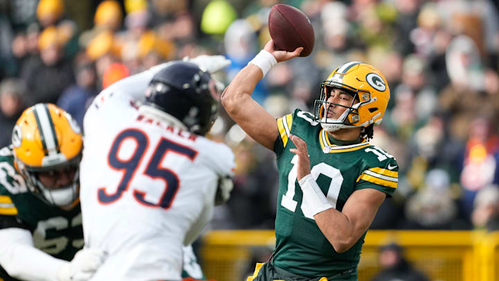 Chicago Bears v Green Bay Packers
